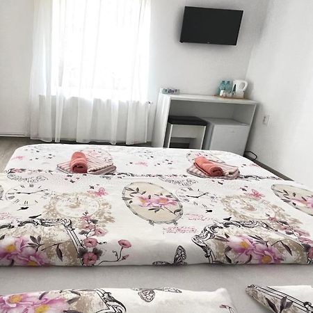 Apartament Linistit / Cozy Apartment Câmpulung Moldovenesc Exteriér fotografie