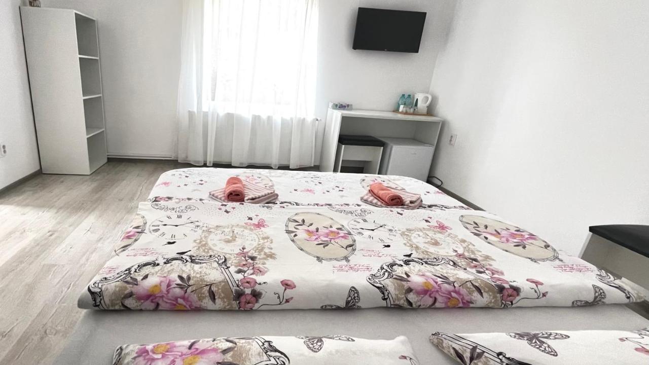 Apartament Linistit / Cozy Apartment Câmpulung Moldovenesc Exteriér fotografie